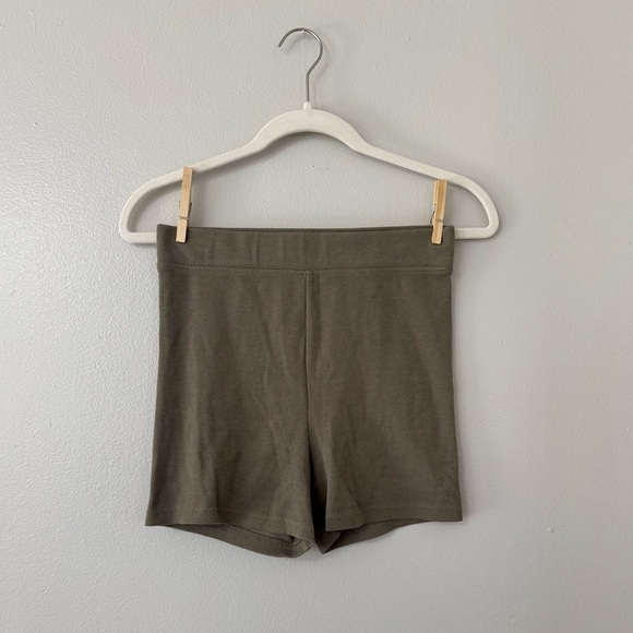 Talentless Ribbed Biker Shorts 3” - Picture 1 of 4